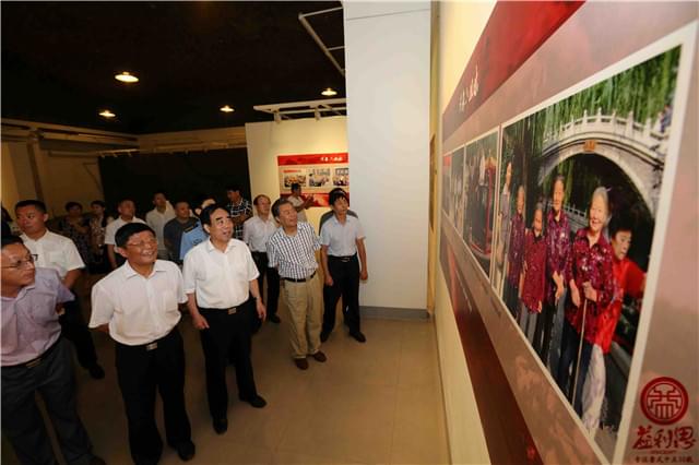 情緣&mdash;&mdash;慶祝建軍89周年 紀(jì)念&ldquo;沂蒙六姐妹&rdquo;圖片展