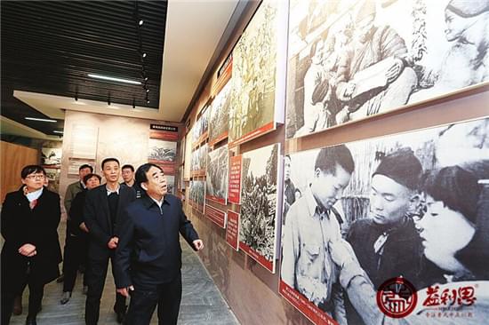 益康人清明祭念沂蒙六姐妹 益康人清明祭念沂蒙六姐妹