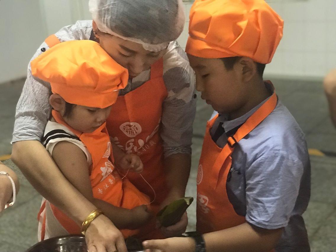 &ldquo;哥哥，雖然我不會包，但是我是你永遠的小粉絲&rdquo;