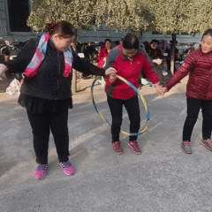 呼啦圈過山車 呼啦圈過山車