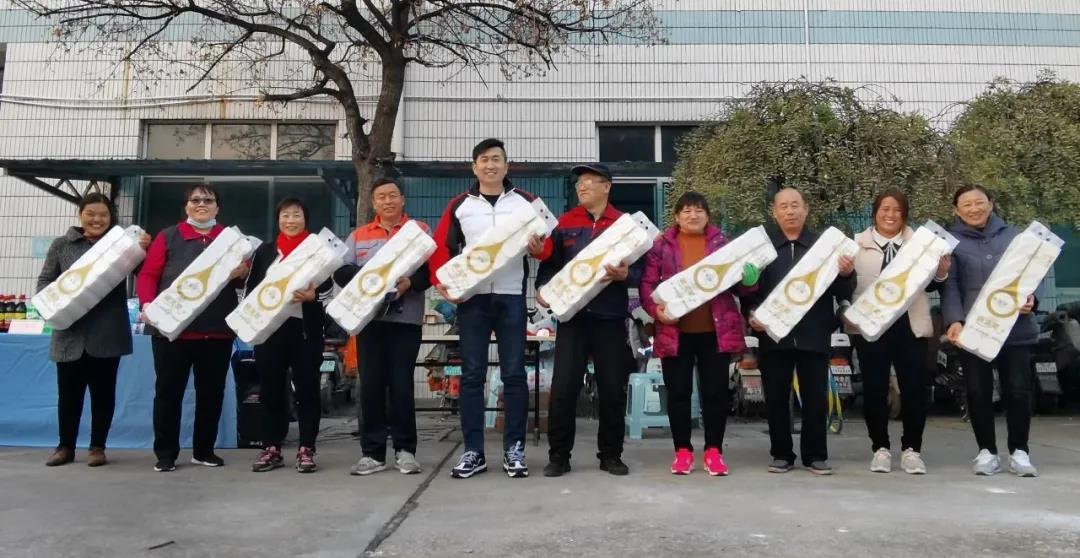 拿獎(jiǎng)拿到手軟啦~~