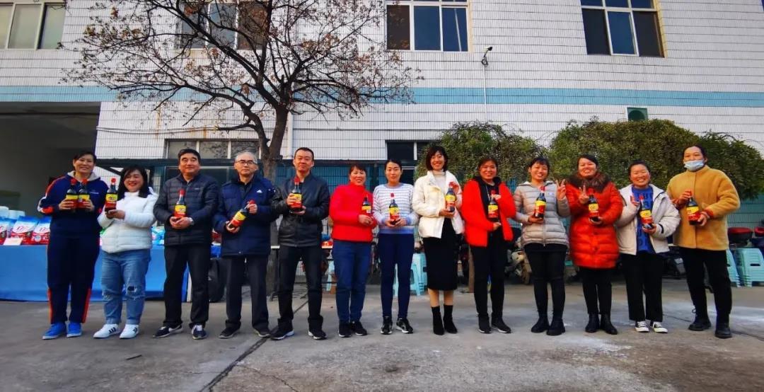 拿獎(jiǎng)拿到手軟啦~~