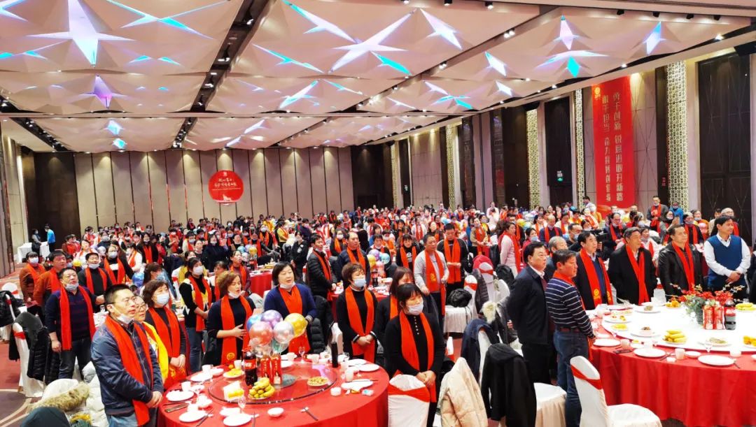 · 大合唱《益康之歌》