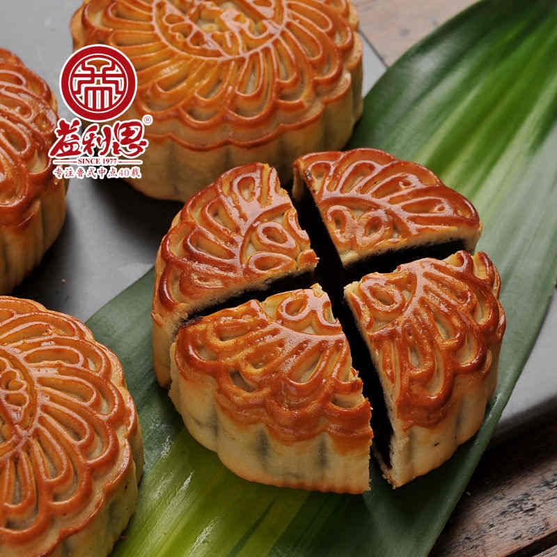 益利思雙黃白蓮蓉月餅