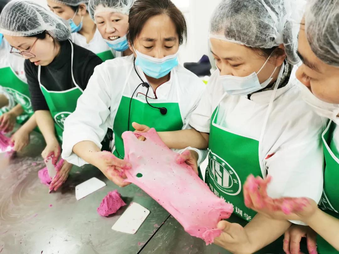 面包烘焙專項(xiàng)技能培訓(xùn)