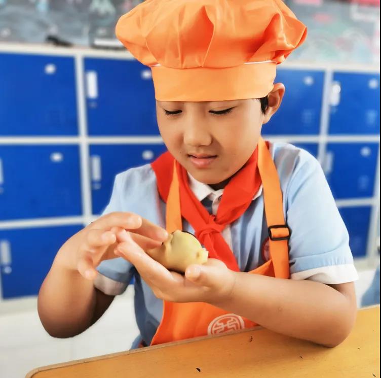 自己親手制作的月餅，味道一定很香甜