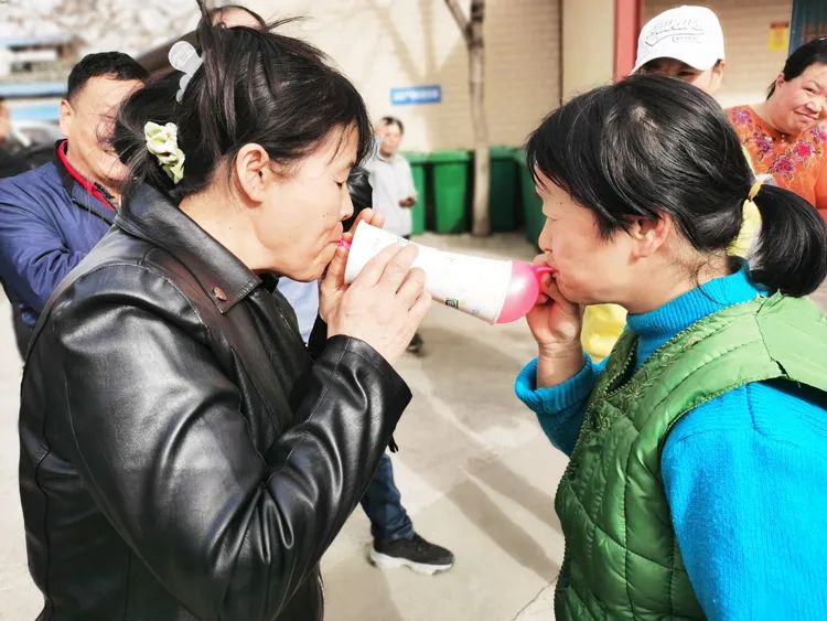 氣球傳遞 氣球傳遞