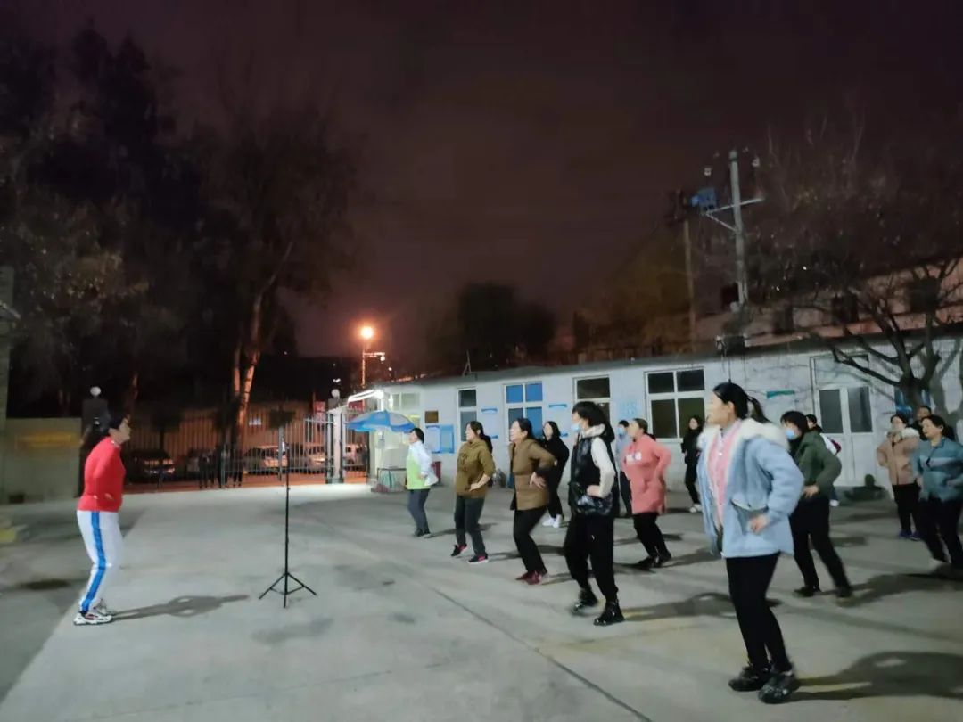 豐富員工業(yè)余生活 豐富員工業(yè)余生活