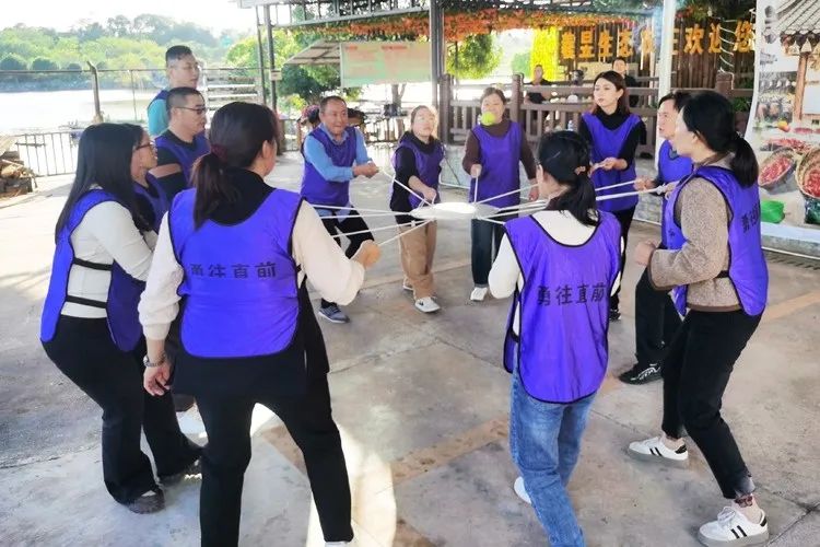 協(xié)作&middot;團(tuán)隊(duì)拓展訓(xùn)練