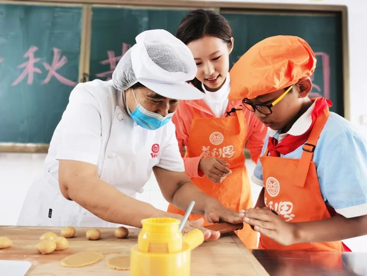 徐傳愛簡介 徐傳愛簡介