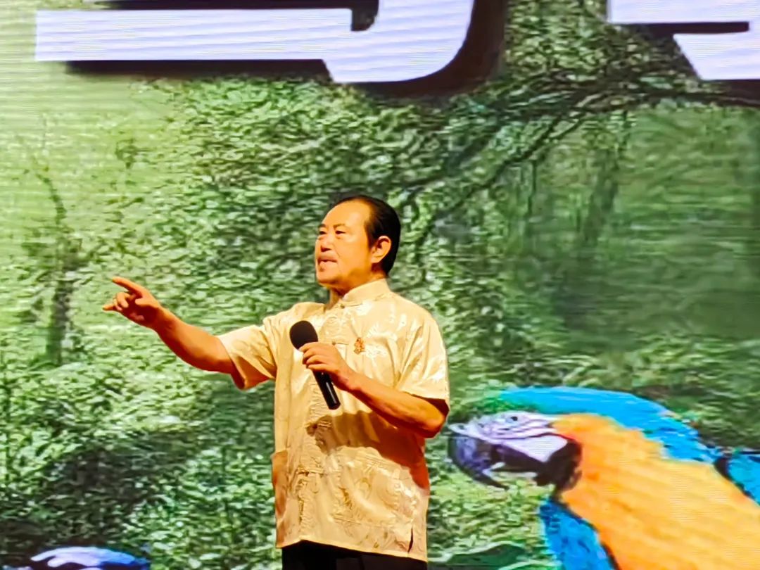  苗龍表演口技《歡天喜地》