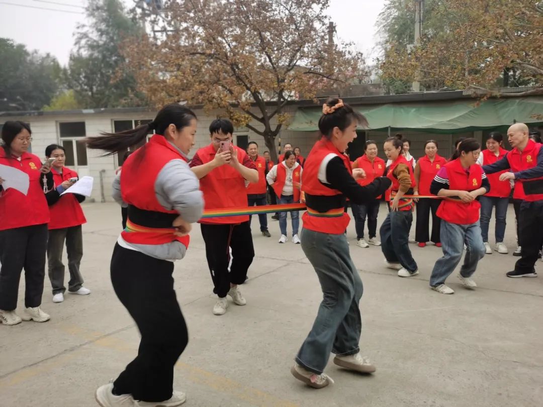 加快速度，配合默契