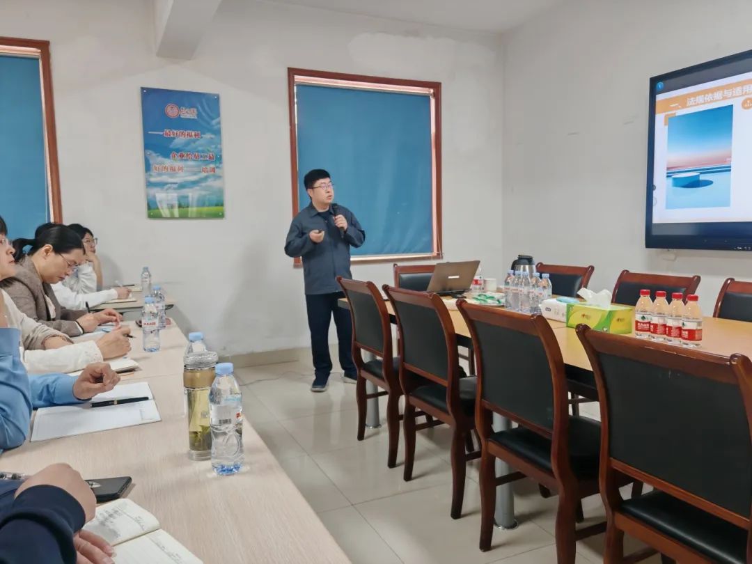 ▲濟(jì)南益康顧問孫金生老師進(jìn)行授課