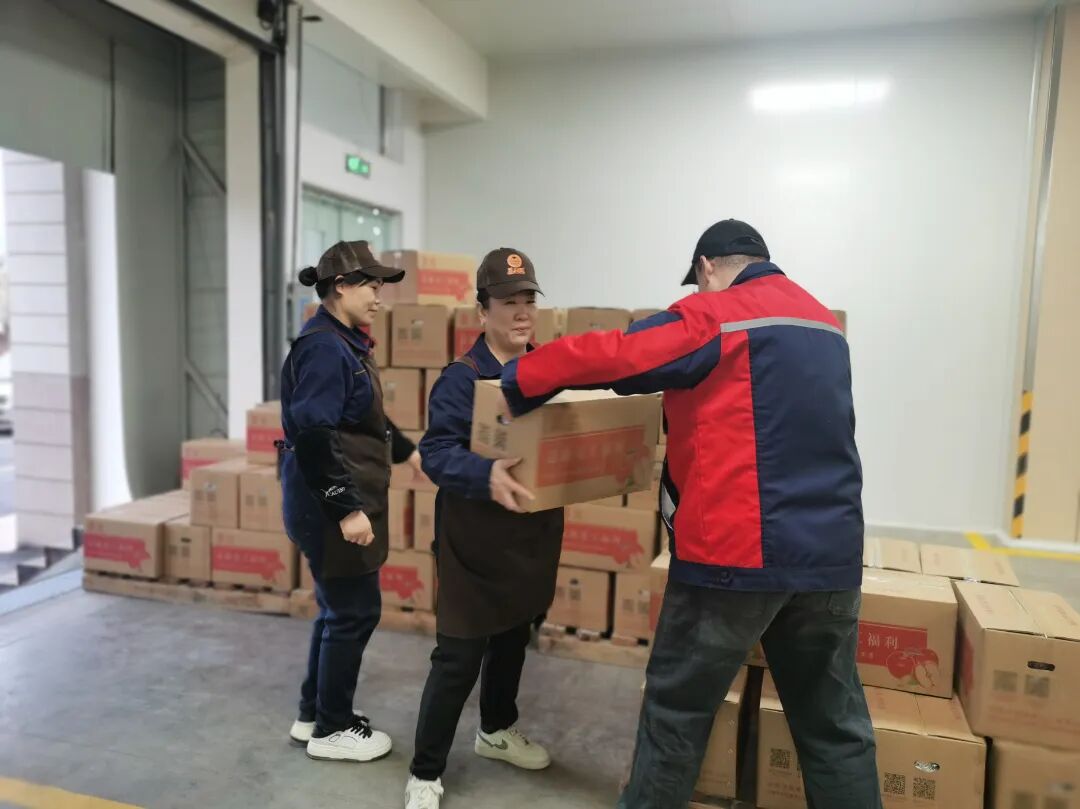 暖心福利，凝聚前行力量