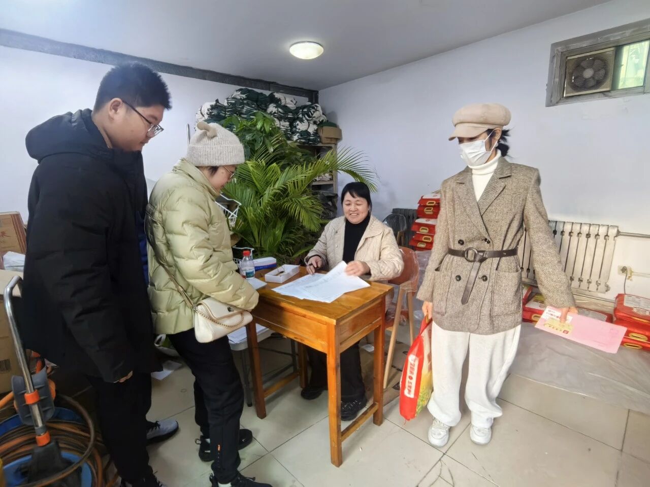 溫暖新春 情系退休職工 溫暖新春 情系退休職工